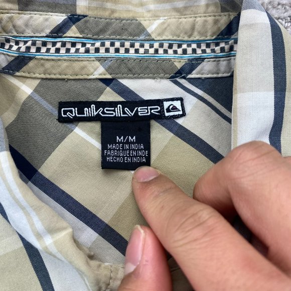 QUIKSILVER Shirt Men Medium M Beige Blue White Plaid Button Up Surf Surfing MENS - Picture 5 of 11